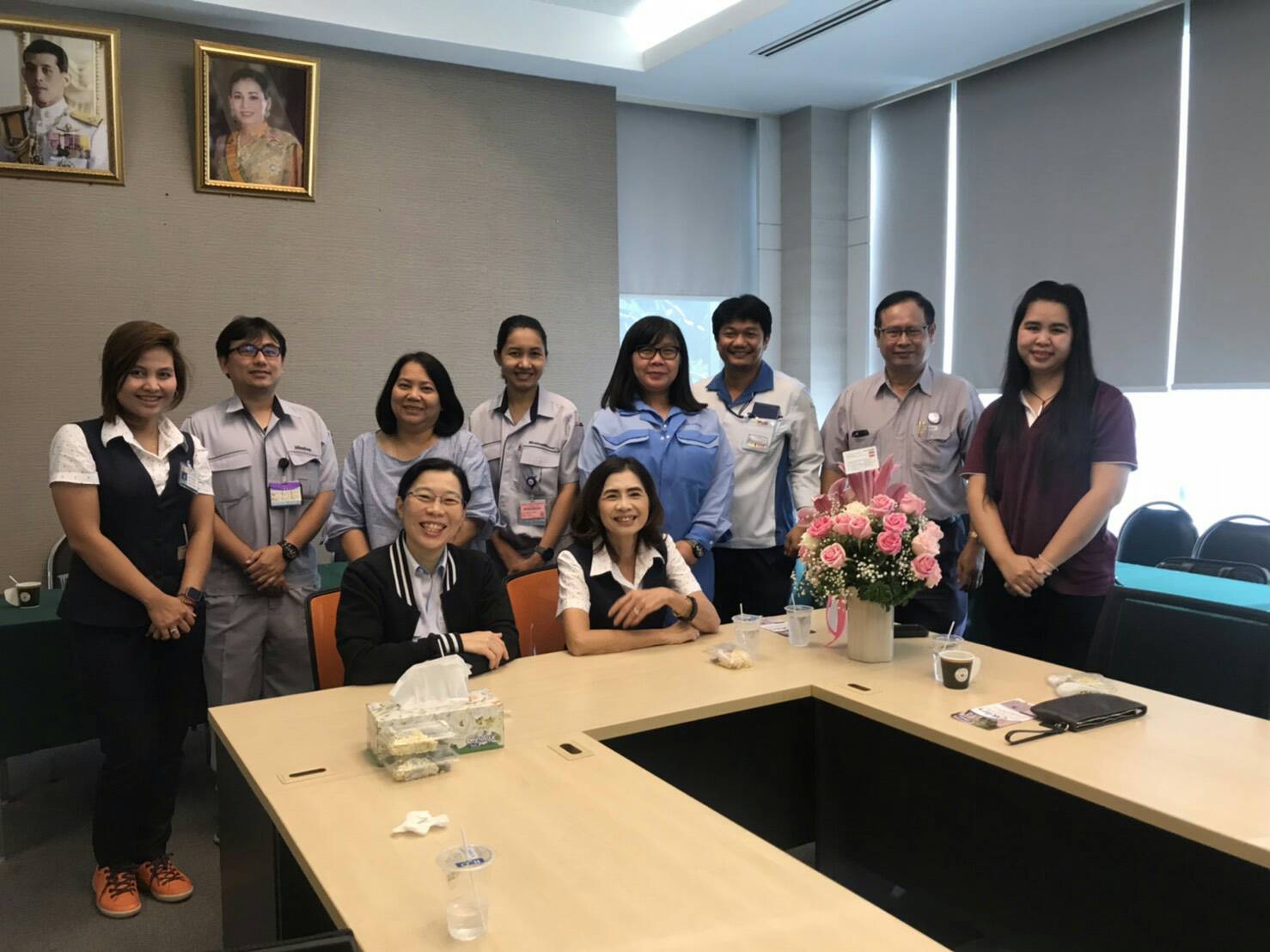 ภาพบรรยากาศการพบปะหารือ “สภากาแฟ” ผู้ประกอบการนิคมอุตสาหกรรมบ้านหว้า